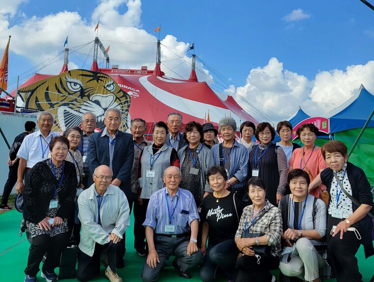 済2023集合写真.jpg