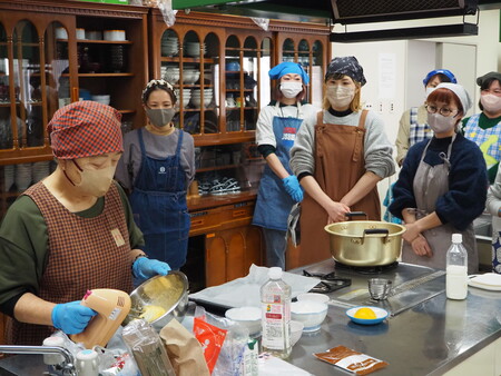 お菓子作りの豆知識を教わりました！.JPG